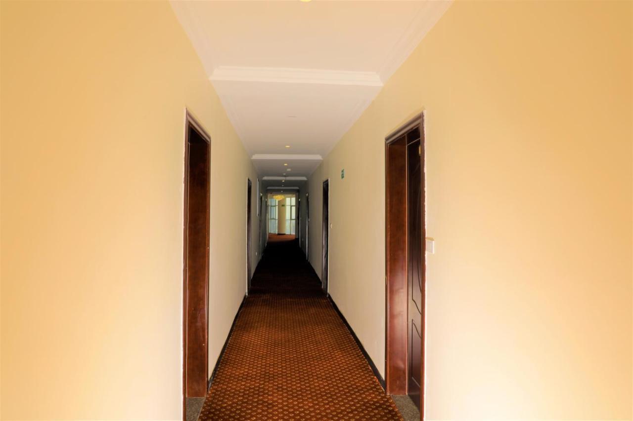Tewodros Belay International Hotel Lege T'afo Zewnętrze zdjęcie